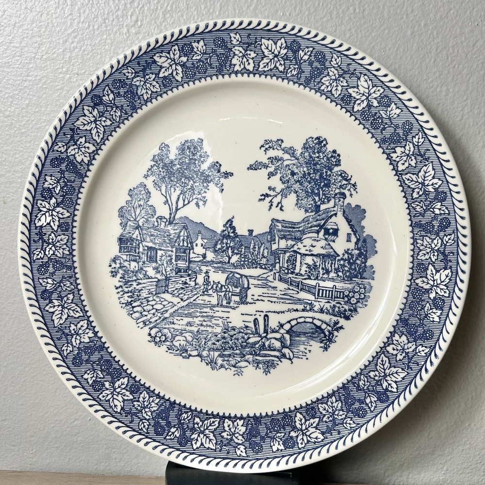 Vintage Stratwood Collection‎ Shakespeare Country Blue 12.5" Platter USA *Read